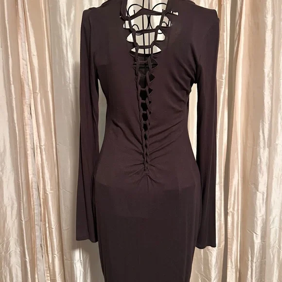 Elegant Brown Long Sleeve Dress - Picture 3 of 3